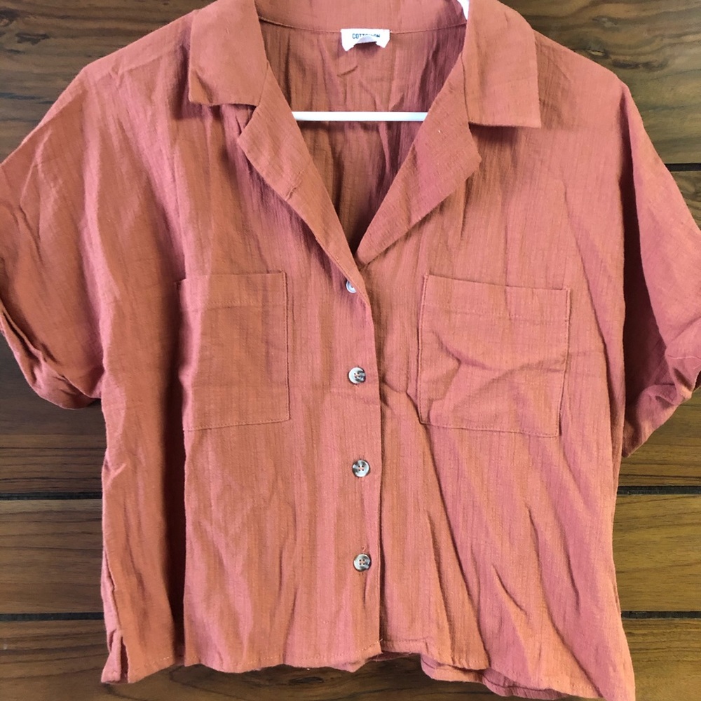 Never worn cotton on women’s button up